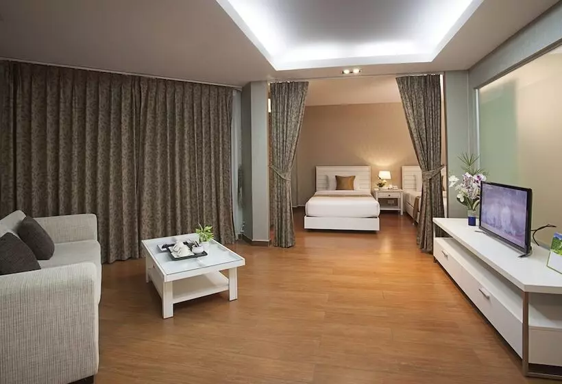 Fotos del hotel Summit Pavilion:  10