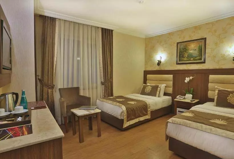 Fotos del hotel Grand Hilarium:  6