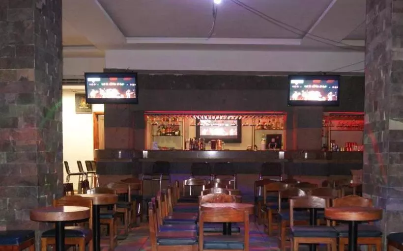 Fotos del hotel Miraflores Excellent City:  2