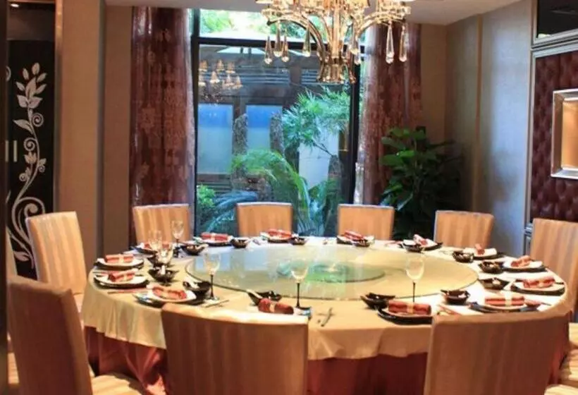 Fotos del hotel Holiday Wuyang:  25