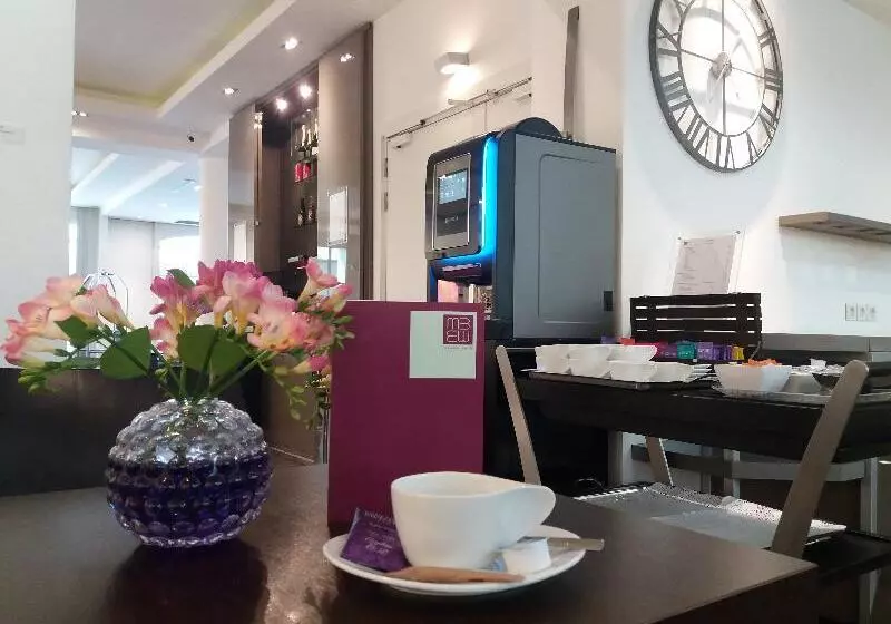 Fotos del hotel Le Marceau Bastille:  11