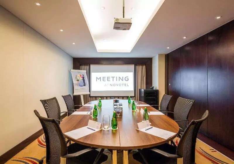 Fotos del hotel Novotel Deira City Centre:  7