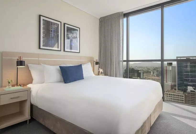 Fotos del hotel Oaks Brisbane On Charlotte Suites:  36