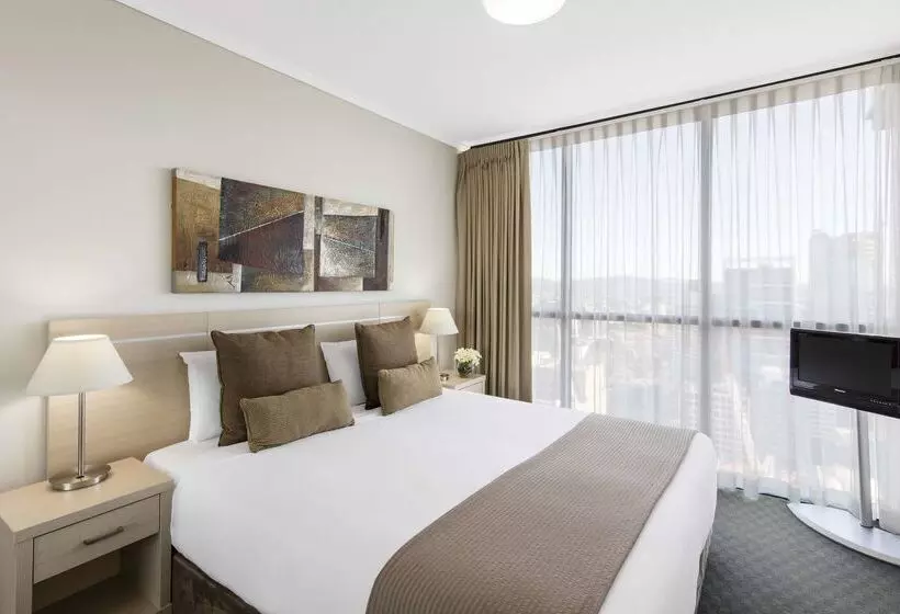 Fotos del hotel Oaks Brisbane On Charlotte Suites:  9