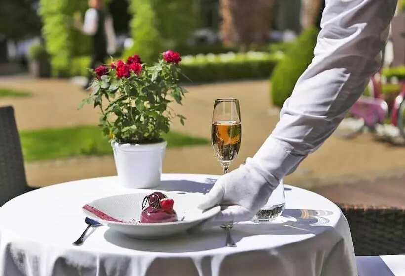 Fotos del hotel The Grand Mark Prague - The Leading Hotels Of The World:  8