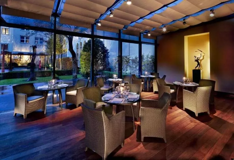 Fotos del hotel The Grand Mark Prague - The Leading Hotels Of The World:  18