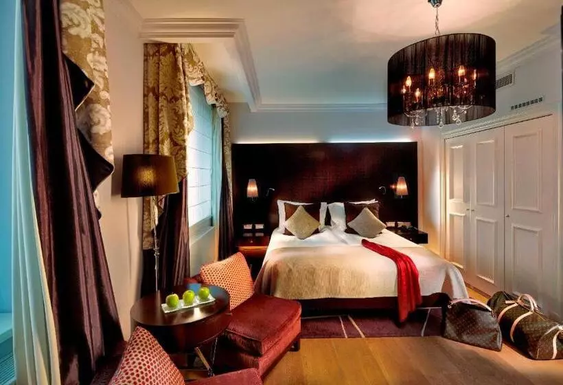 Fotos del hotel The Grand Mark Prague - The Leading Hotels Of The World:  2