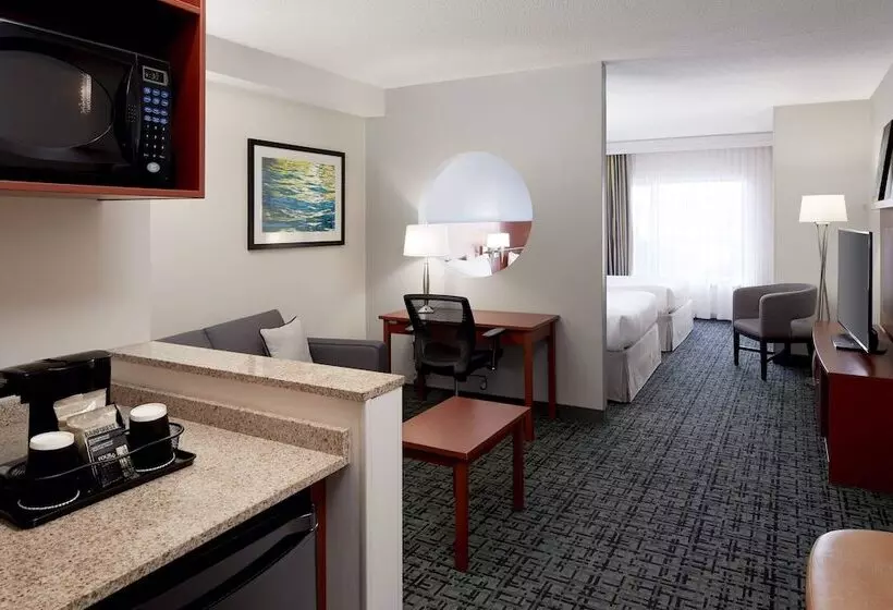 Fotos del hotel Fairfield Inn & Suites By Marriott Montreal Airport:  23