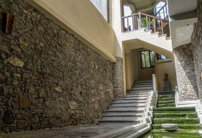 Fotos del hotel The Lady Hill:  18