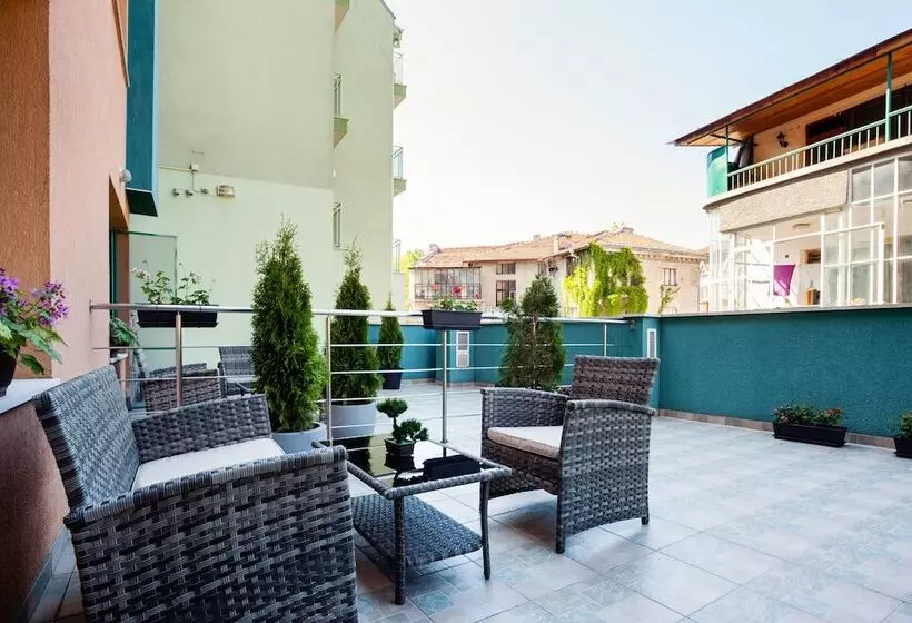 Fotos del hotel Bright House:  7