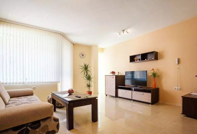 Fotos del hotel Bright House:  16