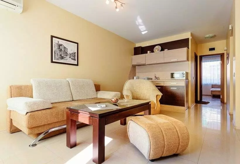 Fotos del hotel Bright House:  19