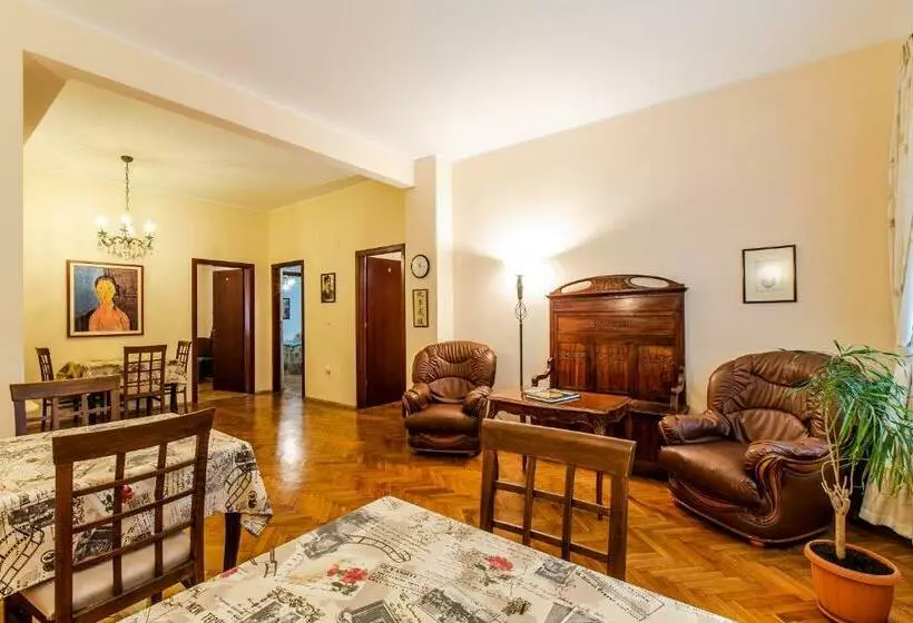 Fotos del hotel Casa Ferrari Bed & Breakfast:  23