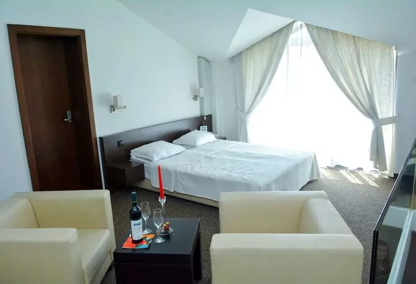 Fotos del hotel Family Hotel Elitsa:  15