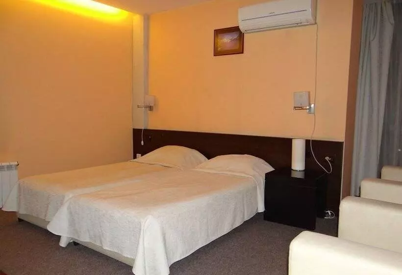 Fotos del hotel Family Hotel Elitsa:  13