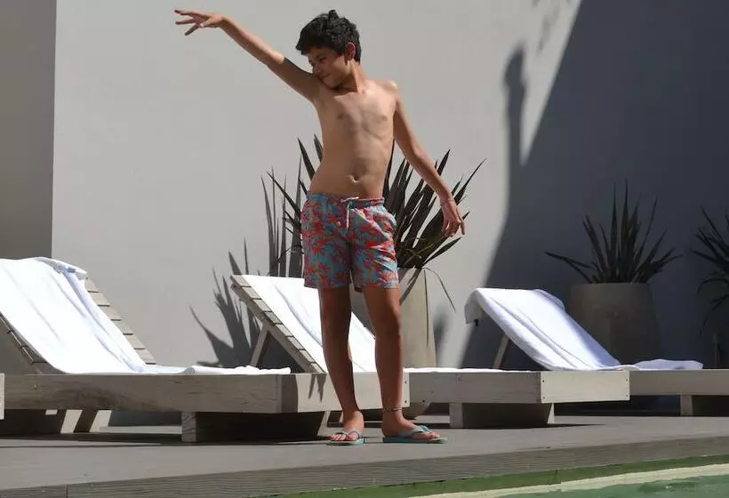 Fotos del hotel Krista Boutique:  19