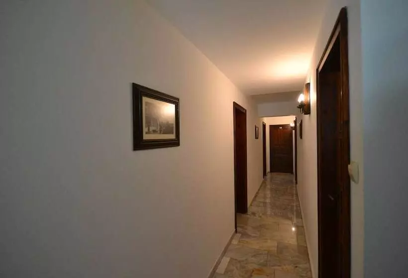 Fotos del hotel More:  9