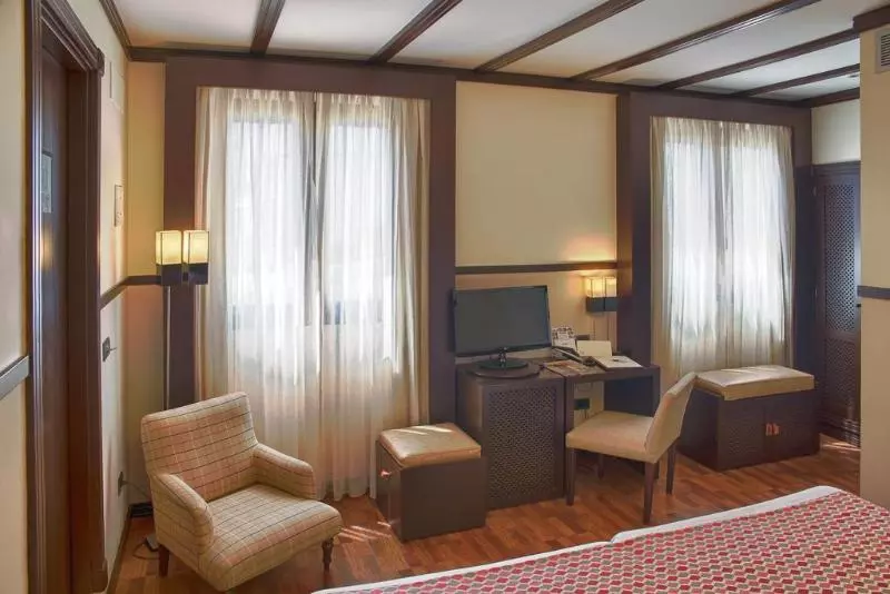 Fotos del hotel La Bella Sevilla:  25