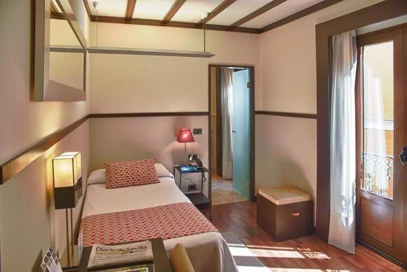 Fotos del hotel La Bella Sevilla:  24