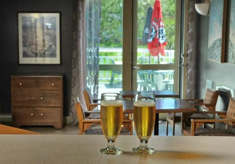 Fotos del hotel Auberge Beausejour:  6