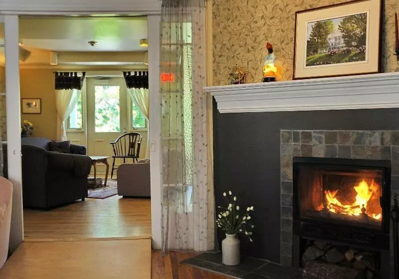 Fotos del hotel Auberge Beausejour:  2