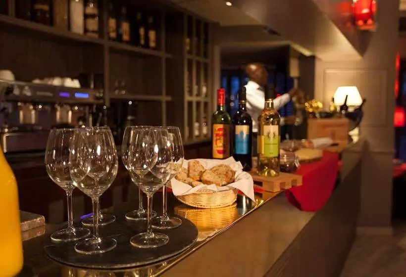 Fotos del hotel Eiffel Villa Garibaldi:  4