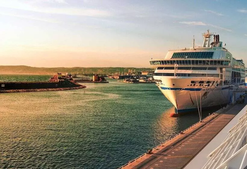 Fotos del hotel Novotel Suites Marseille Centre Euromed:  15