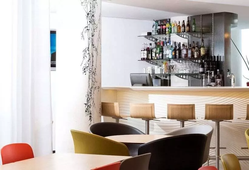 Fotos del hotel Novotel Suites Marseille Centre Euromed:  4