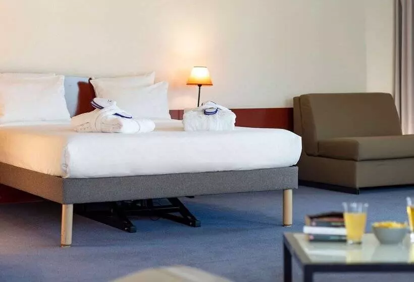 Fotos del hotel Novotel Suites Marseille Centre Euromed:  23