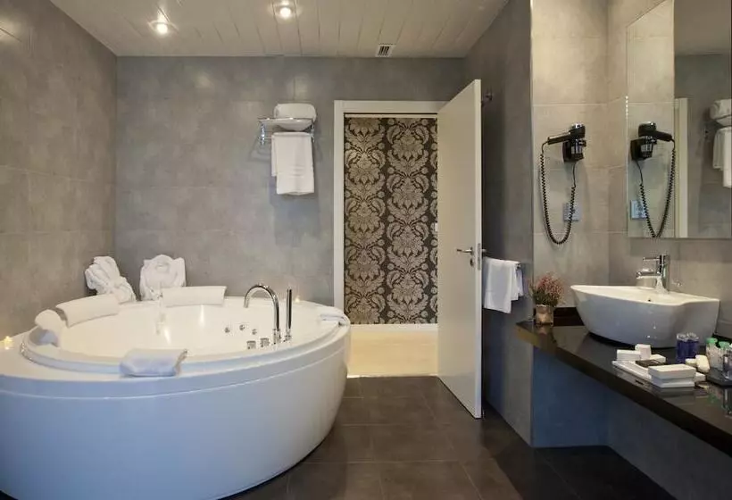 Fotos del hotel Gran Bilbao:  23