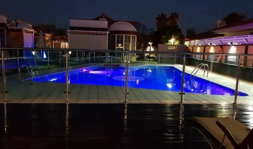 Fotos del hotel Siesta Suites:  9