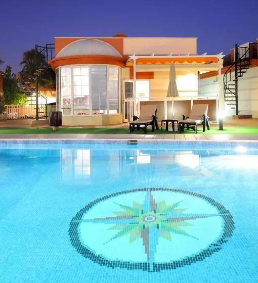 Fotos del hotel Siesta Suites:  13