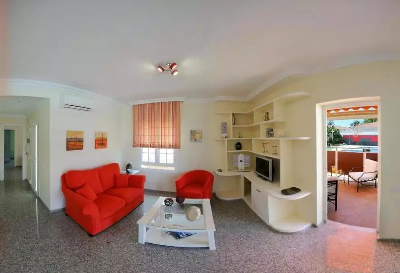 Fotos del hotel Siesta Suites:  2