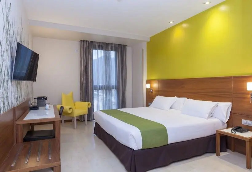 Fotos del hotel Gran Bilbao:  32