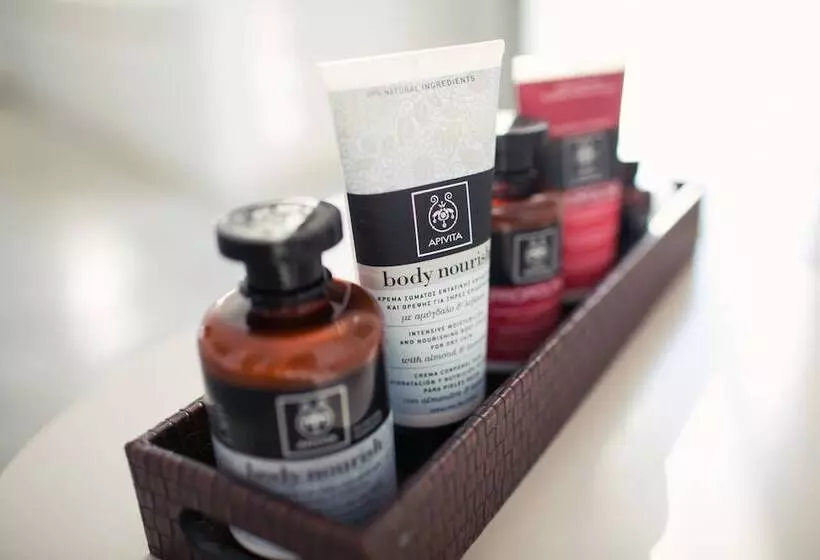 Fotos del hotel Grace Hotel Santorini, Auberge Resorts Collection:  15