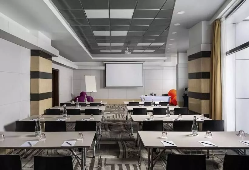 Fotos del hotel Mercure Bucharest Unirii:  13