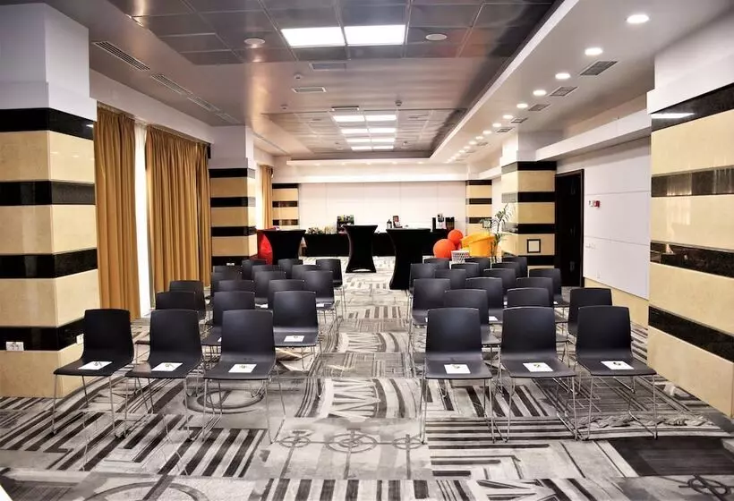 Fotos del hotel Mercure Bucharest Unirii:  10