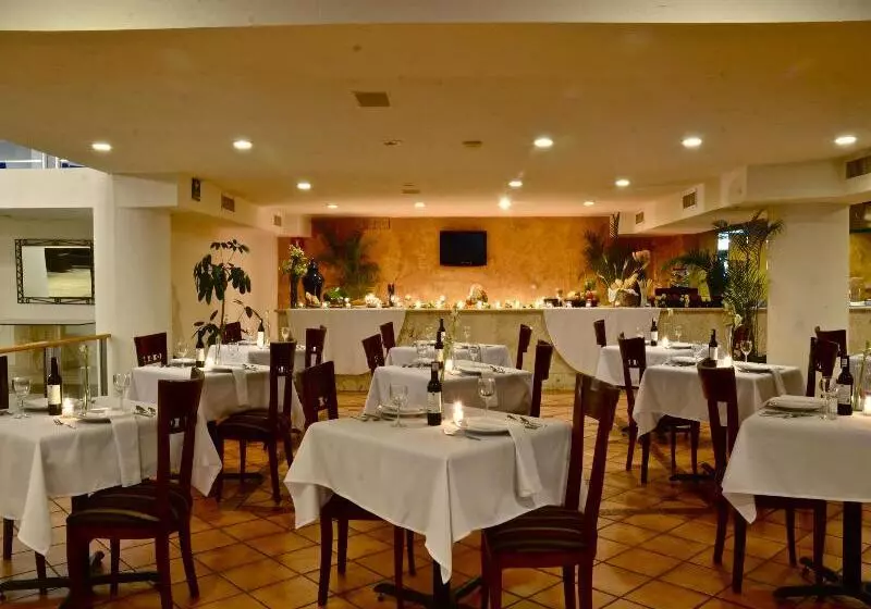 Fotos del hotel Misión Monterrey Centro Histórico:  15