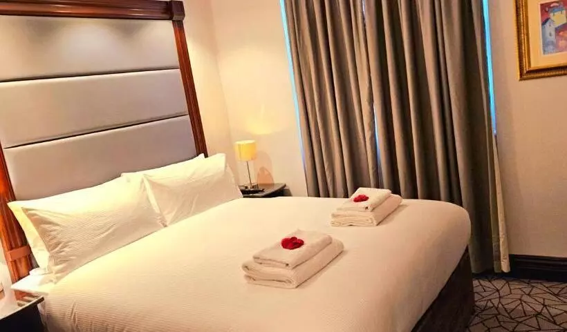 Fotos del hotel Hyde Park International Member of Park Grand London:  23