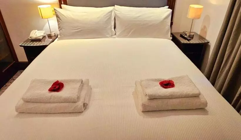 Fotos del hotel Hyde Park International Member of Park Grand London:  19