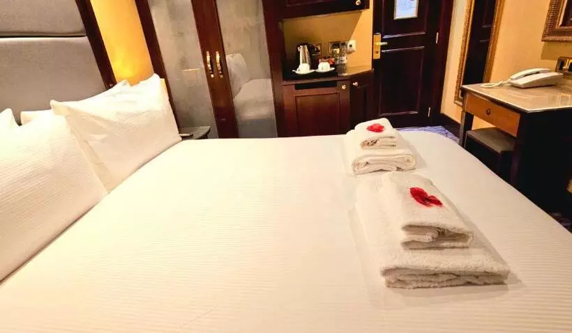 Fotos del hotel Hyde Park International Member of Park Grand London:  18