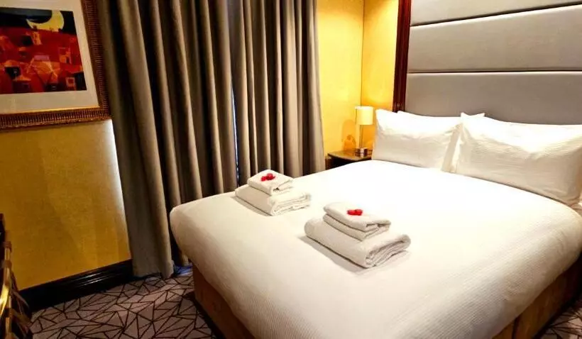 Fotos del hotel Hyde Park International Member of Park Grand London:  7