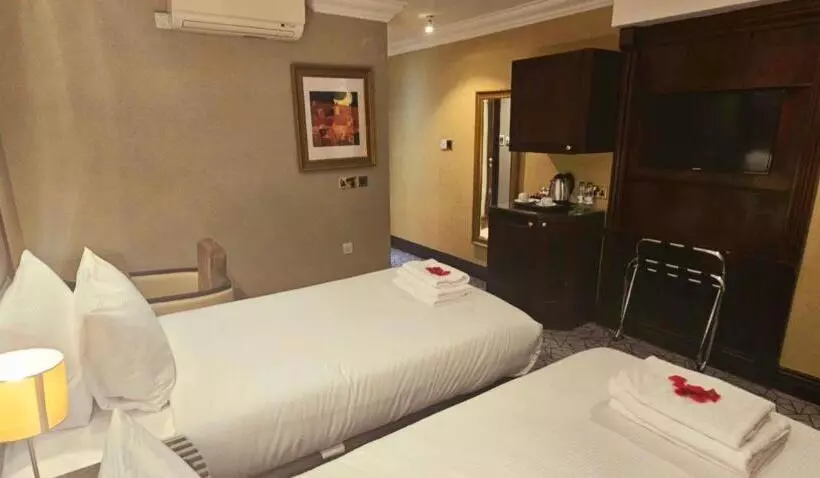 Fotos del hotel Hyde Park International Member of Park Grand London:  8