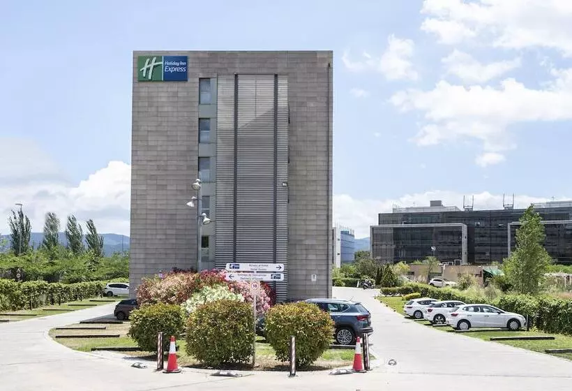 Fotos del hotel Holiday Inn Express Barcelona  Sant Cugat, An Ihg:  14