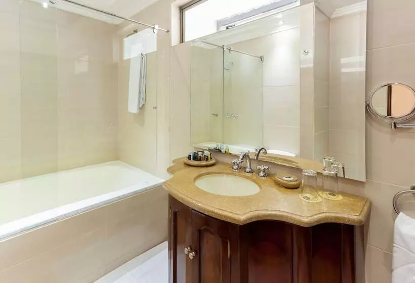 Fotos del hotel Embassy Park:  8