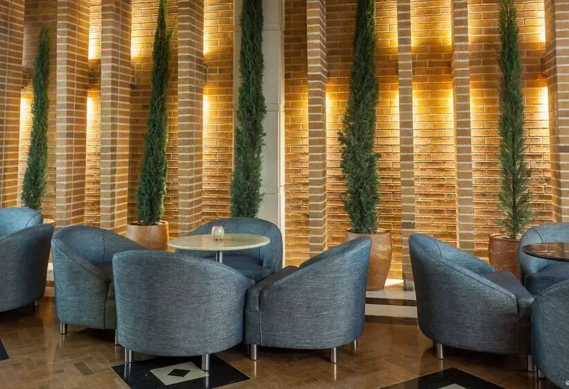 Fotos del hotel Embassy Park:  19