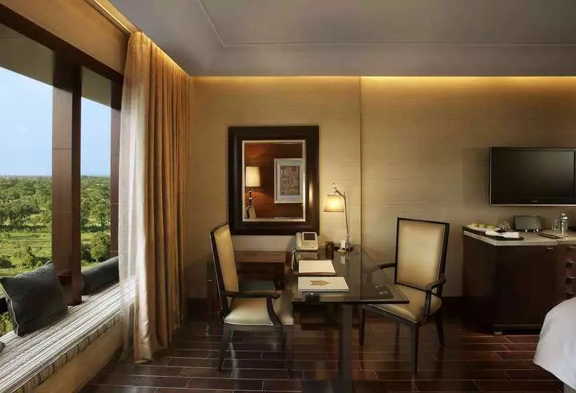 Fotos del hotel The Leela Ambience Gurgaon Hotel & Residences:  8