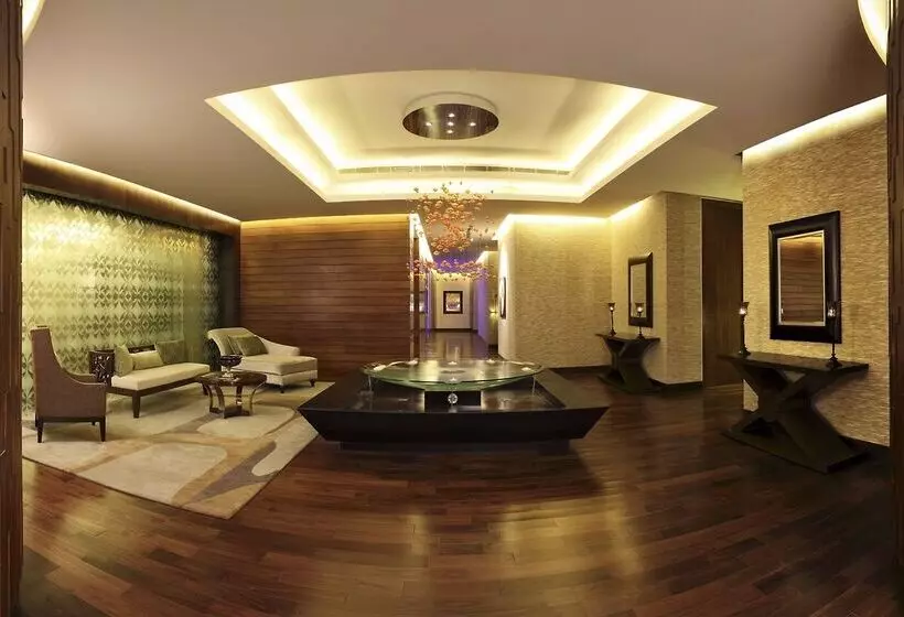Fotos del hotel The Leela Ambience Gurgaon Hotel & Residences:  25