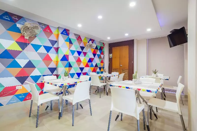 Fotos del hotel Seven:  8