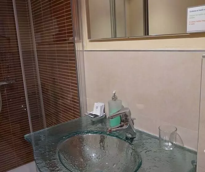 Fotos del hotel Arganzón Plaza:  24